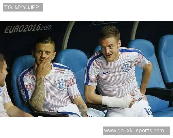 刘浩帆小禁区内解围失误险酿乌龙球队友遭殃令人捏把汗